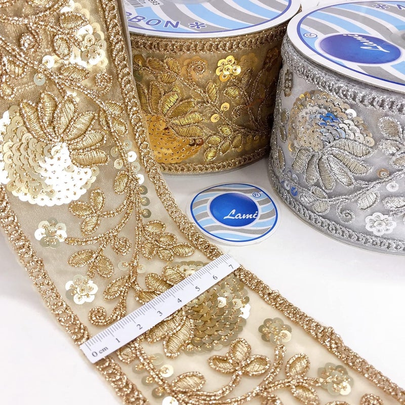 Lami لأمي شريط دانتيل فضي بطول 9 متر مع لامع فضي على قماش الشبك، شريط دانتيل هندي فاخر، زينة منزلية زهور، زينة حفلات، تغليف مهرجانات، إكسسوارات موضة - Image 2