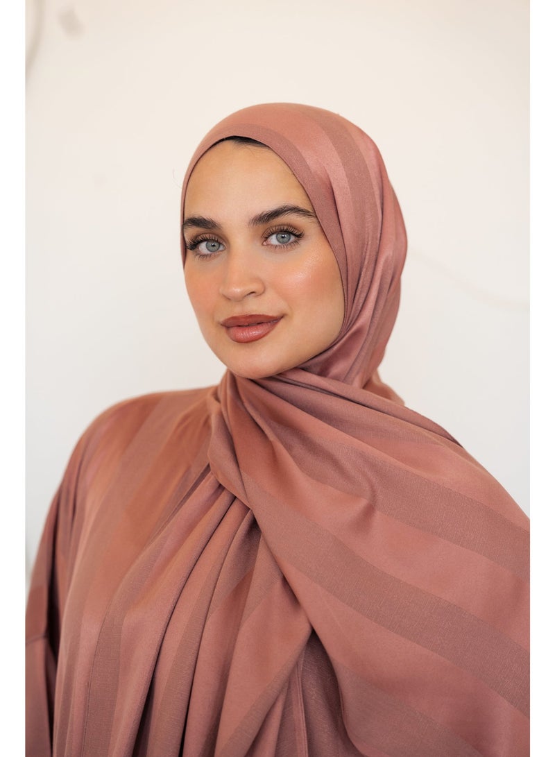 Luxurious prayer shawl for complete comfort and devotion - Image 3