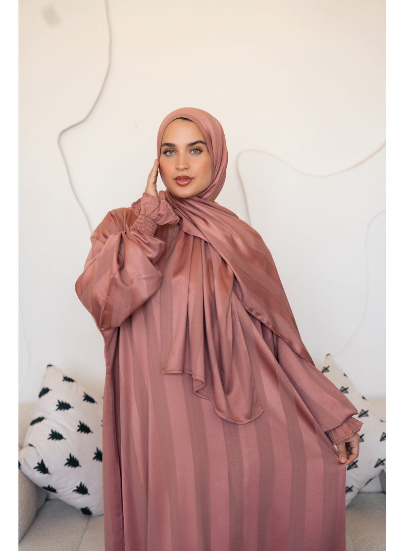 Luxurious prayer shawl for complete comfort and devotion - Image 1