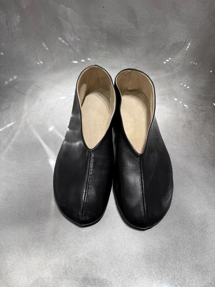 Sheepskin Version ~ Round-Toe Shallow Slip-On Flat Leather Shoes For Women, Genuine Leather Korean Style Versatile Simple Flats Shoes - Image 1