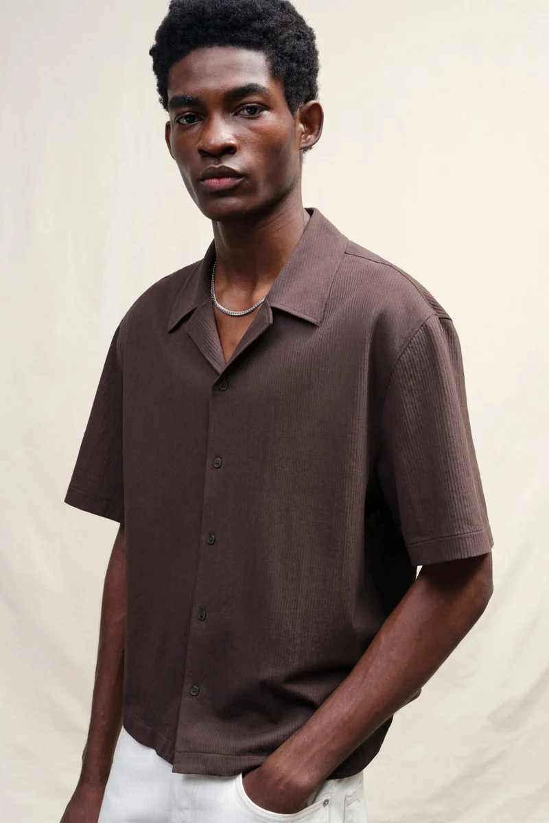 اتش اند ام قميص جيرسيه بقبة ريزورت وقصة فضفاضة