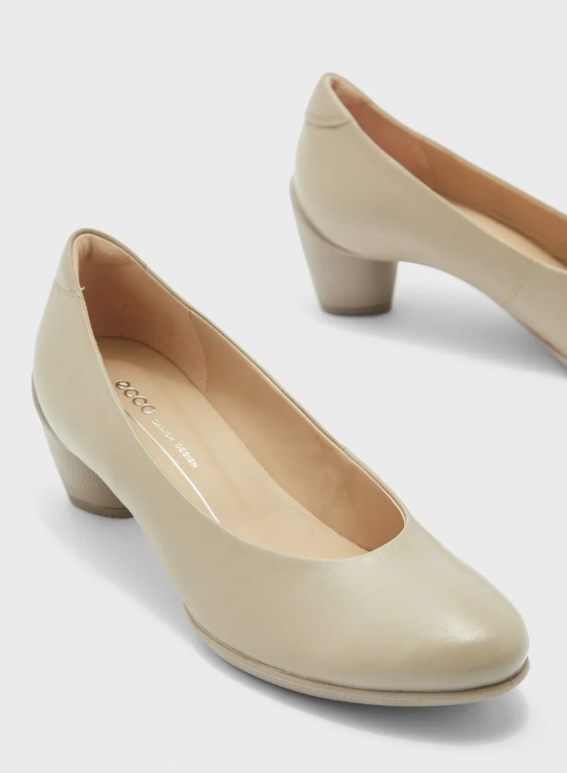 ECCO Casual Mid Heel Pump