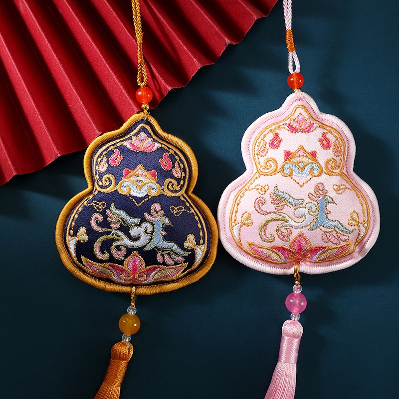 Chinese Gourd Scented Sachet - Image 4