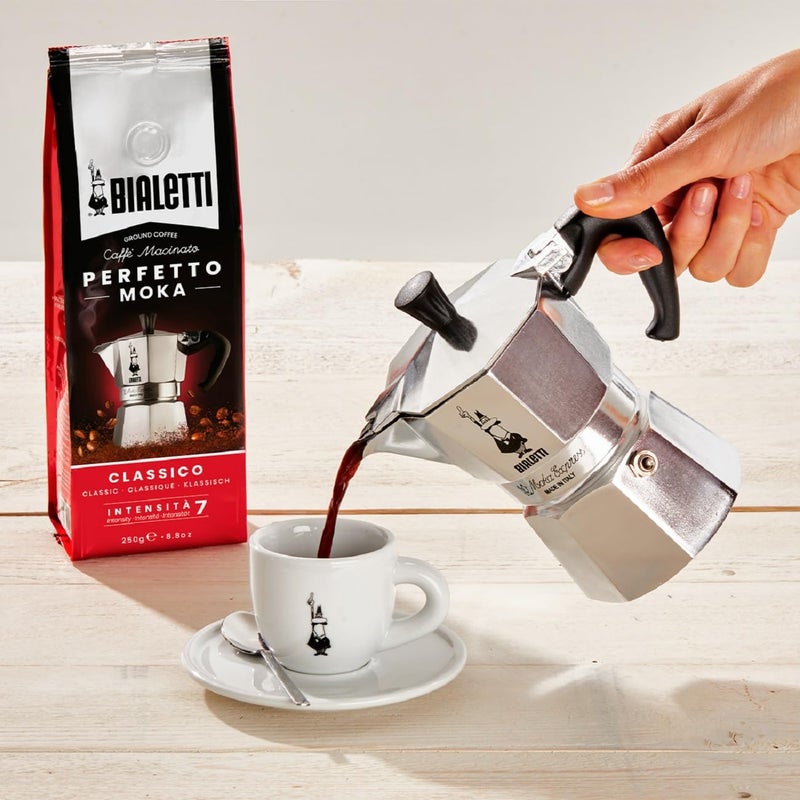 Bialetti - Moka Espress: Iconic Stovetop Espresso Maker, Makes Real Italian Coffee, Moka Pot 6 Cups (6 Oz), Aluminium, Silver - Image 2