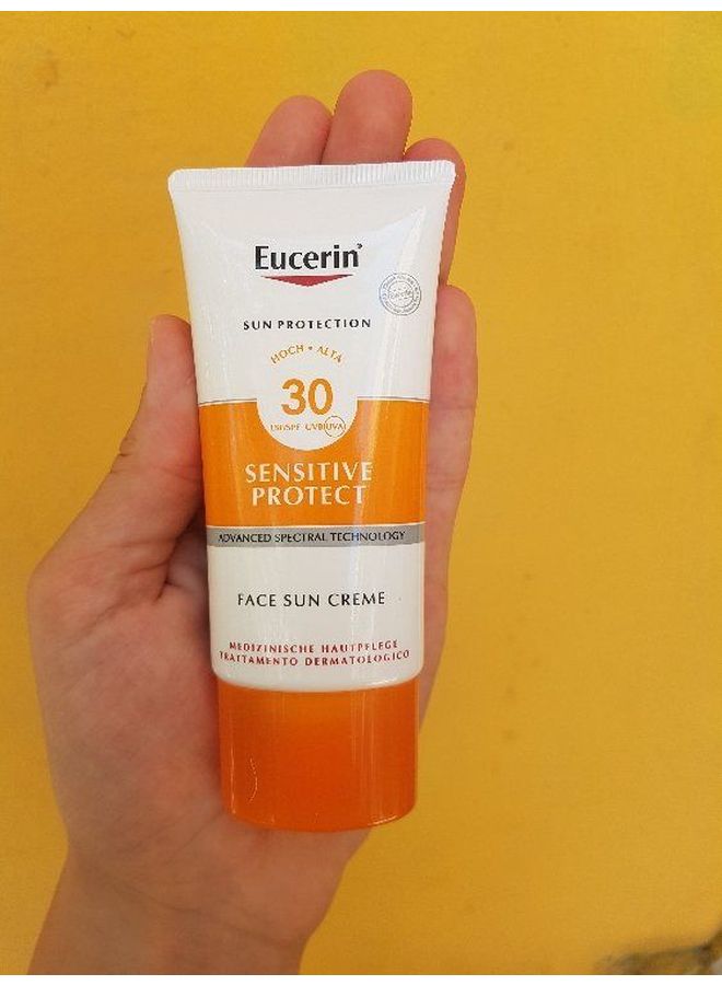 يوسيرين كريم حماية من الشمس للبشرة الحساسة بعامل حماية من الشمس +SPF 50‏ 50ملليلتر - Image 3