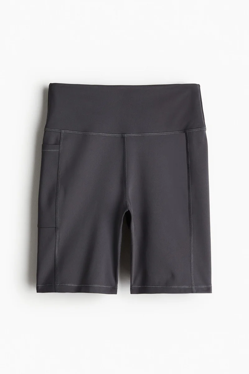 اتش اند ام شورت رياضي بجيب من خامة دراي موف