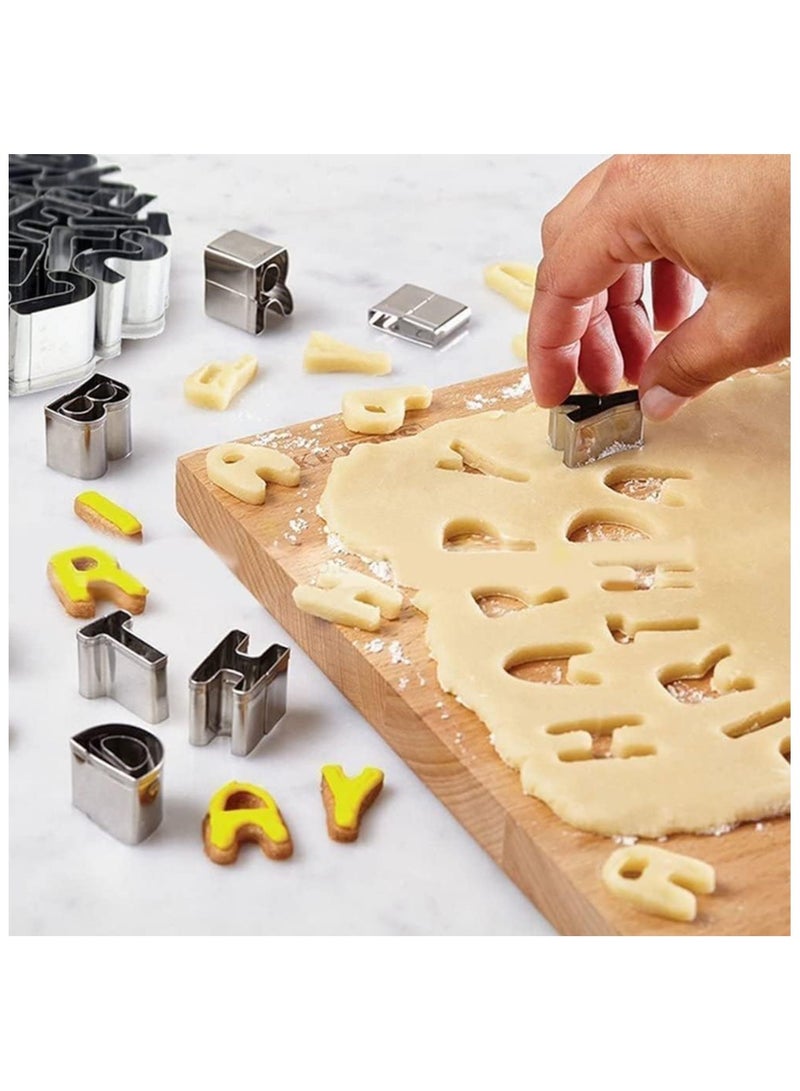 كاست ويف مجموعة قوالب تقطيع البسكويت من KASTWAVE، 26 قطعة من قوالب تقطيع البسكويت والحروف الأبجدية من الفولاذ المقاوم للصدأ، أداة تزيين قالب صغيرة على شكل A-Z - Image 4