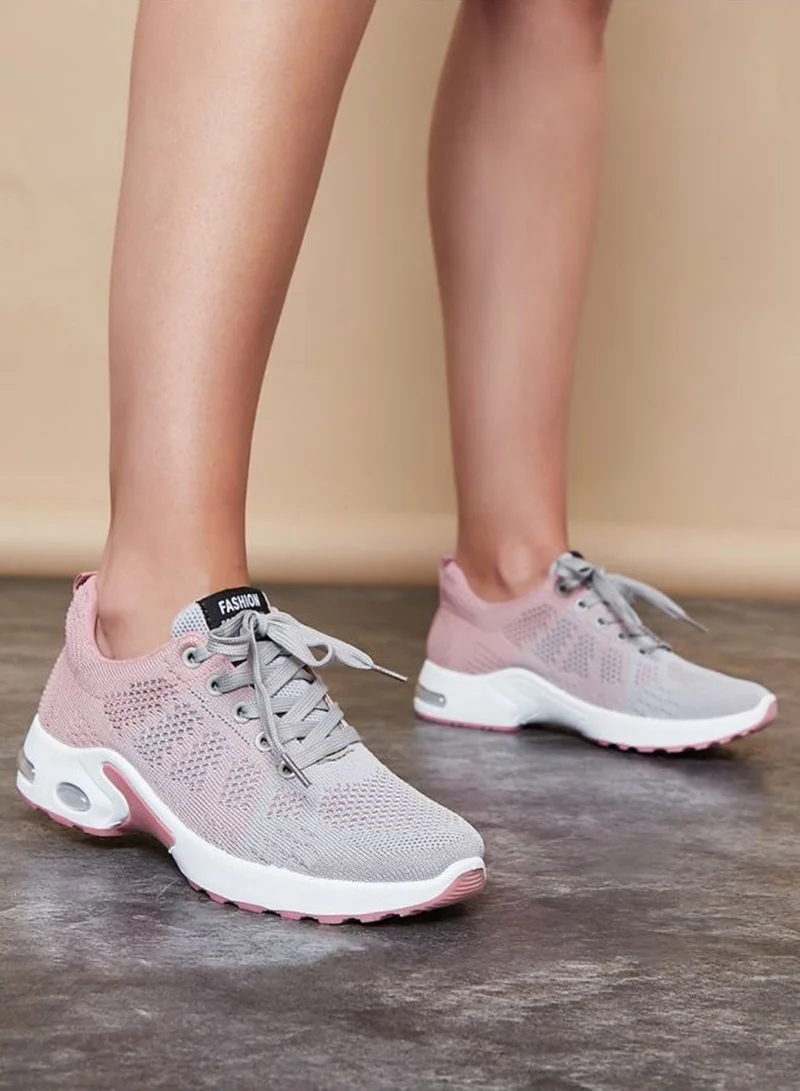 ستايلي اكتيف حذاء سنيكرز برباط غلق