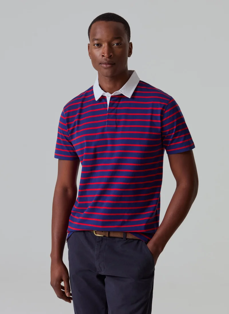 او في اس Striped polo shirt with contrasting collar