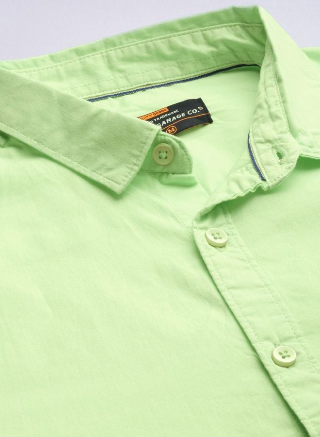 The Indian Garage Co Men Slim Fit Solid Full Sleeves Spread Collar Casual Shirt - Image 4