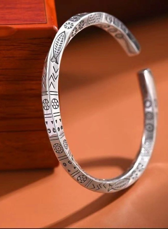 Möbius Strip Totem Bracelet, Silver-plated Vintage Handmade Solid Open Bracelet, Suitable for Daily Wear, Men, Women  - Image 3