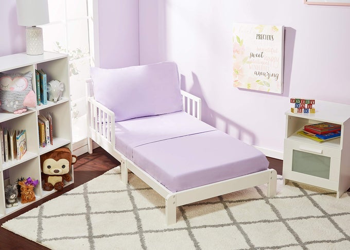 3 PIECE TODDLER SHEET SET SOFT BREATHABLE MICROFIBER TODDLER BEDDING INCLUDES A FLAT SHEET A FITTED SHEET AND A PILLOWCASE SOLID PURPLE