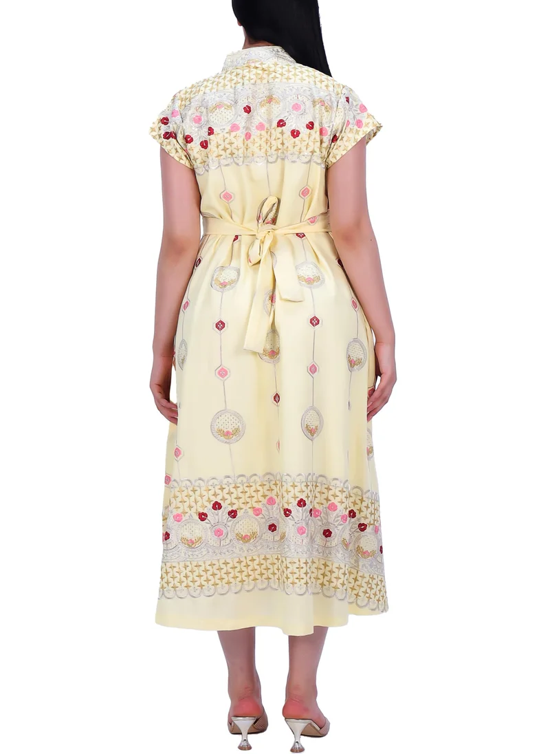 ان لاف Elegant dress made of lightweight fabric in multiple colors with golden and red embroidery.