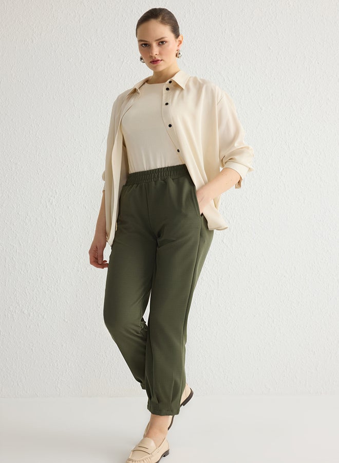 trendyol Khaki Plain Crepe Knitted Trousers TCTSS25TP00002 - Image 2