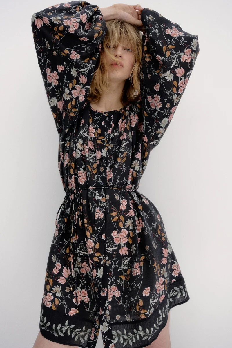 H&M Oversized tie-belt dress