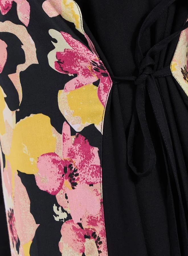 Styli Styli Floral Front Panel Jalabiya with Side Tie Up Detail