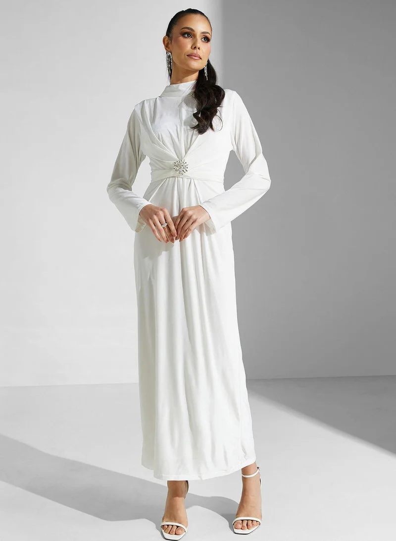 جولدن ابل Mock Neck Buckle Belted Dress