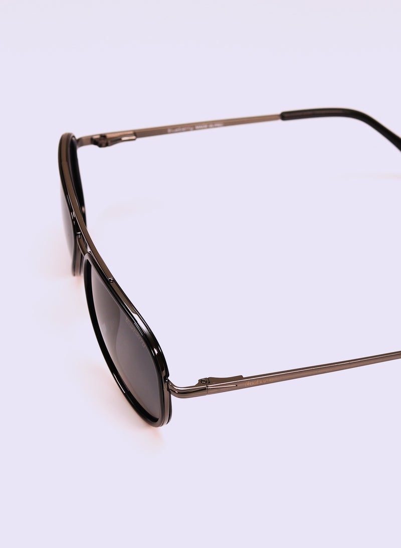 Blueberry Sunglasses with Polarized lenses that protect against the harmful rays of the sun and are of high quality - Image 5