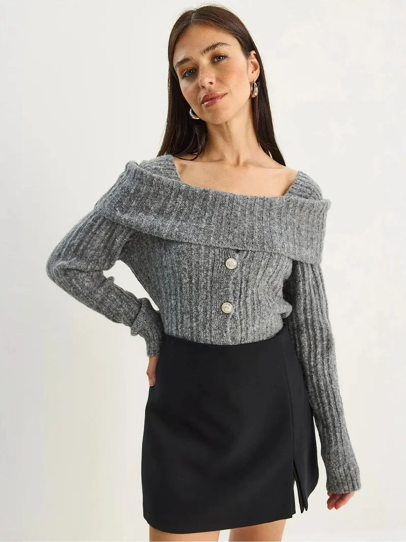 Bianco Lucci LUCCI Knit Sweater with Madonna Collar and Buttons
