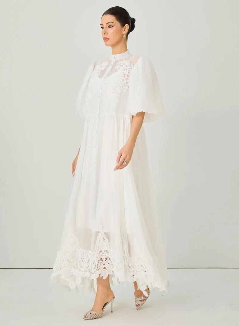 سنفير Close to Your Heart White Lace Embroidered Puff Sleeve Maxi Dress