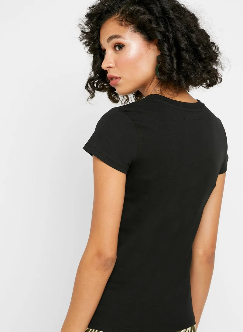 Reserved Minimalist Print T-Shirt