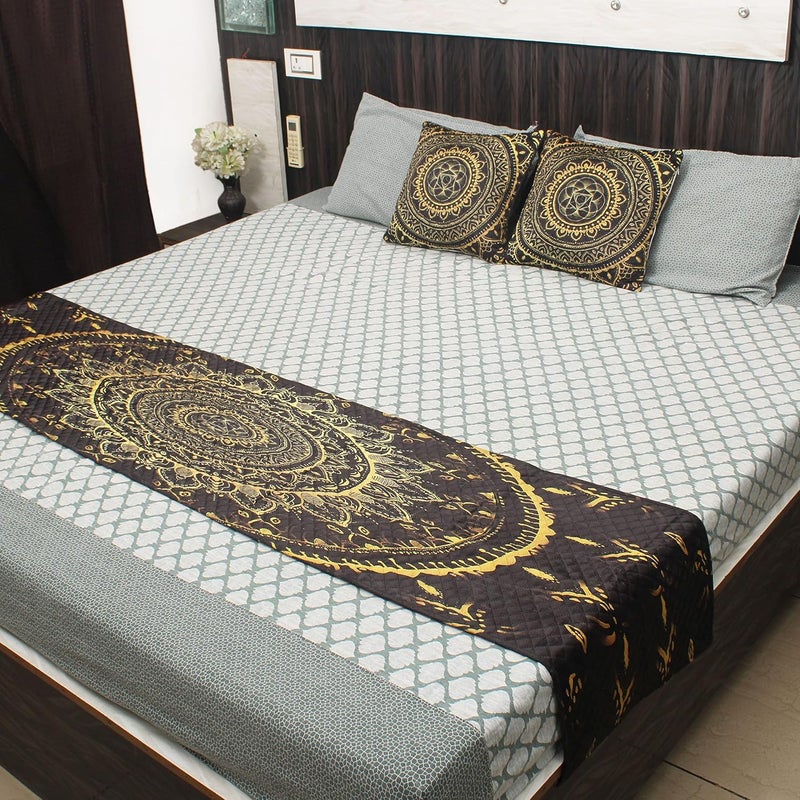 AAZEEM AAZEEM Exclusive Elegant Velvet Bed Runner Scarf Bed Decoration Design Bed Runner with 2 Cushion Covers 16X98 Inches 