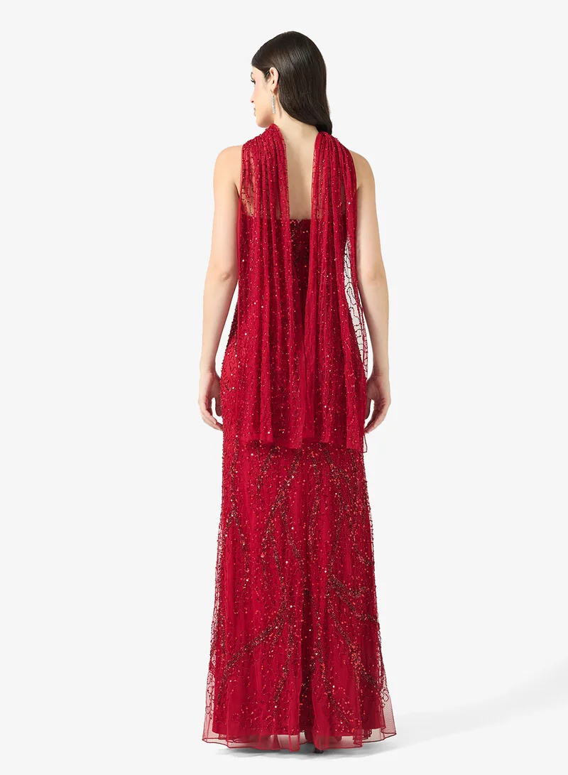 نمشي x فستان سهرة مزين بالخرز مع وشاح