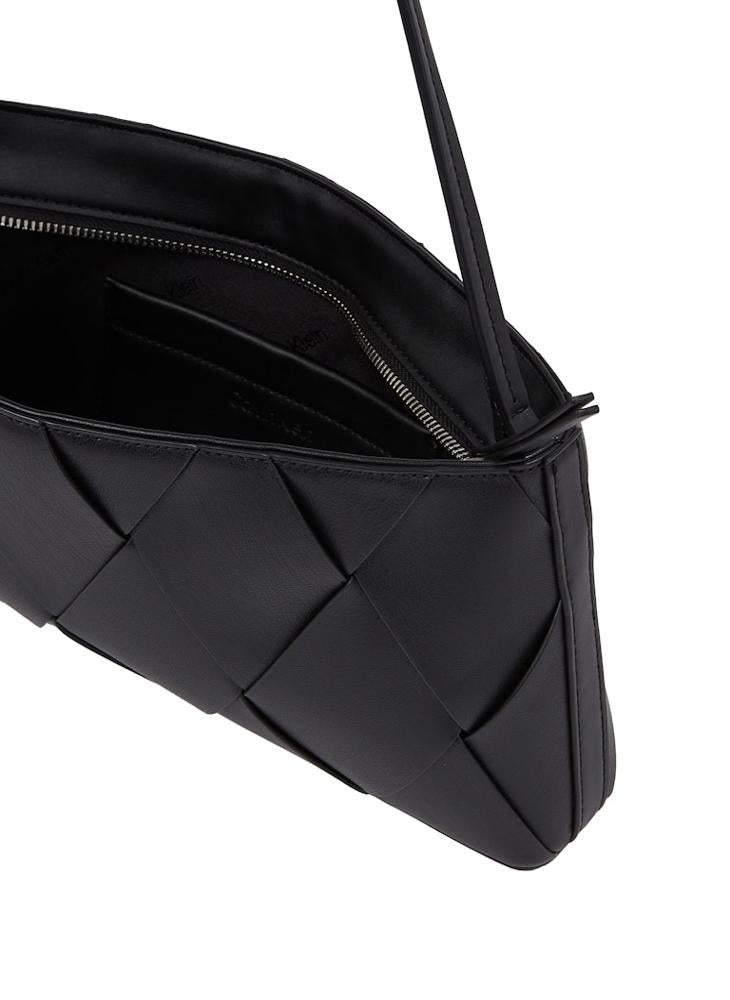 CALVIN KLEIN ELONGATED SHOULDER BAG  - Image 4