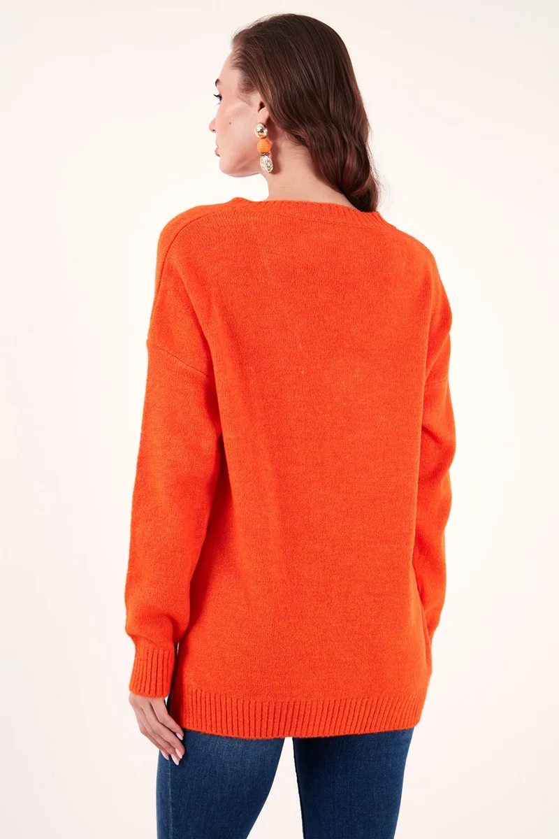 ليلا Regular Fit V-Neck Long Knitwear Sweater with Slits on the Sides Women's SWEATER 4616140