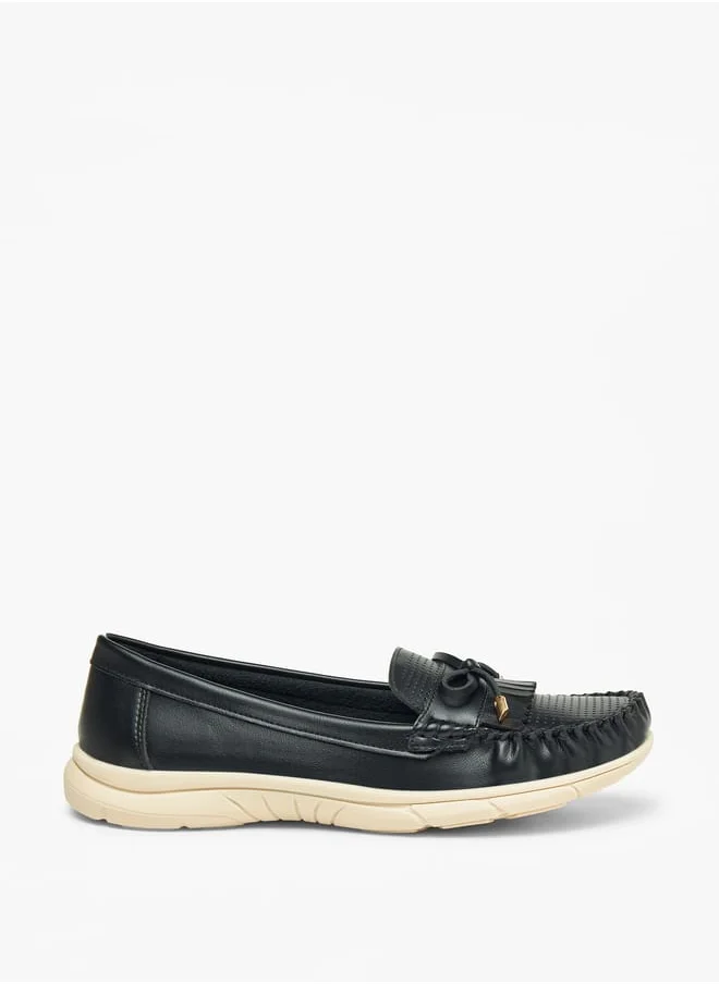 لو كونفورت Womens Perforated Loafers With Bow Detail