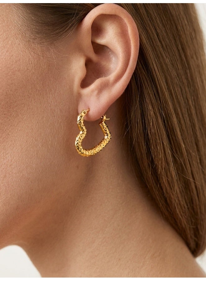 Luxuria Women's gold heart-shaped earrings with a hammered design and textured finish, similar to models made of gold-plated stainless steel jewelry for women. - Image 3