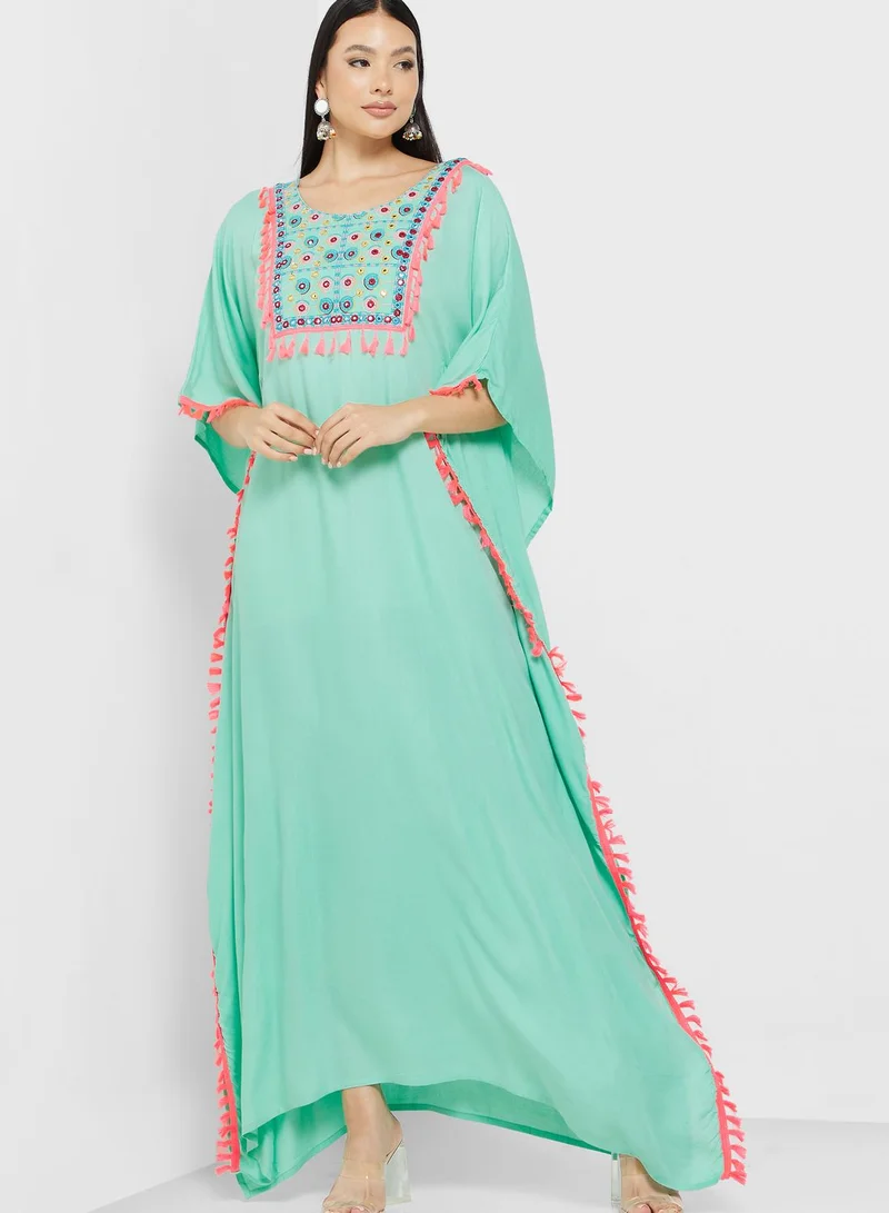 ARABIAN CLOSET Embroidered Flared Sleeve Kaftan