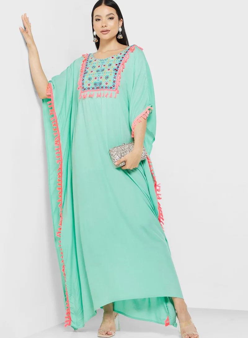 ARABIAN CLOSET Embroidered Flared Sleeve Kaftan
