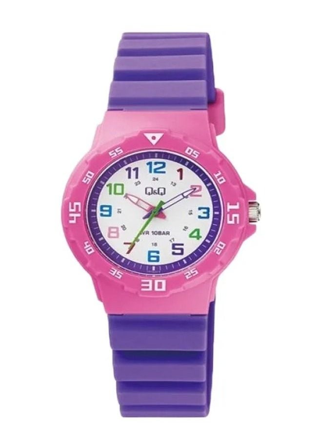 Q&Q - Kids' Water Resistant Analog  Sports Watch VR19J013Y - Image 1