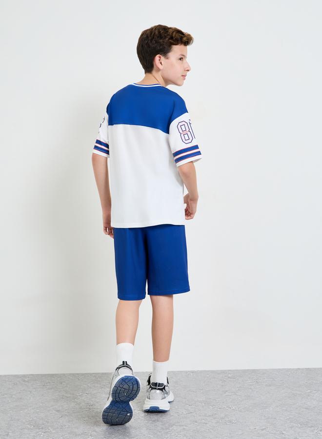 Styli Boys Graphic V Neck Jersey T-Shirt and Shorts Set - Image 4