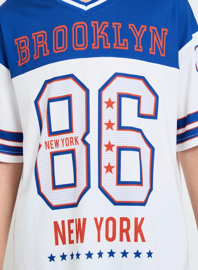 Styli Boys Graphic V Neck Jersey T-Shirt and Shorts Set - Image 3