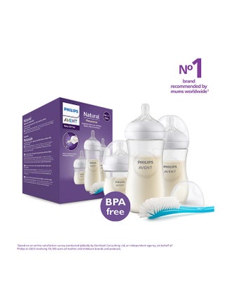 Natural 3.0 Feeding Newborn Gift Set With 3 Bottles And Brush - White