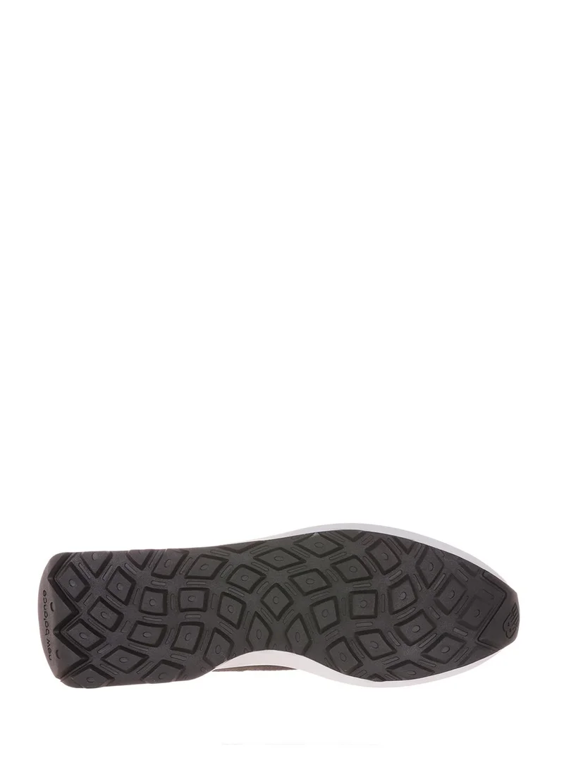 New Balance 370 Sneakers