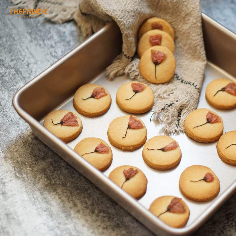 CHEFMADE 9-Inch Square Cake Pan, Non-Stick Deep Dish Bakeware for Oven Baking (Champagne Gold) - Image 3