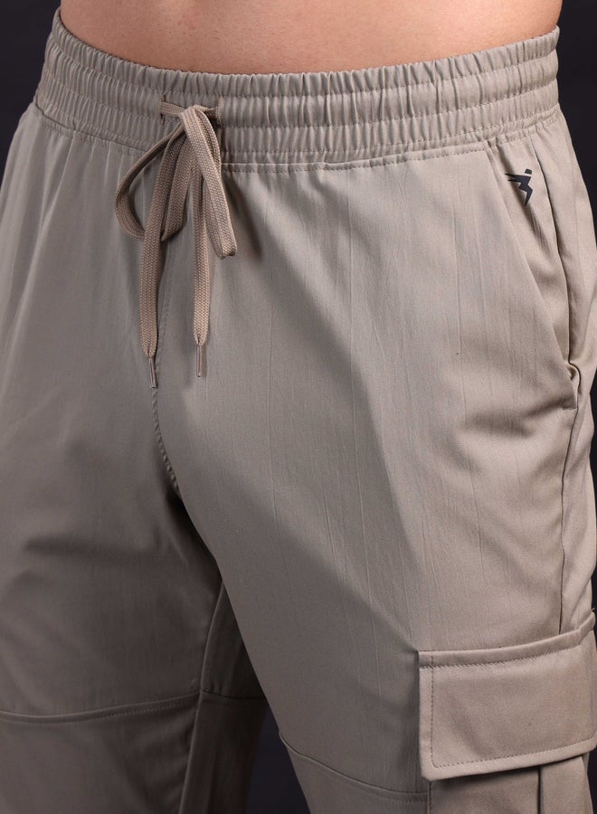 تكنوسبورت بنطلون كارجو رجالي تكنوسبورت بقصة مريحة مطبوع عليه - Image 4