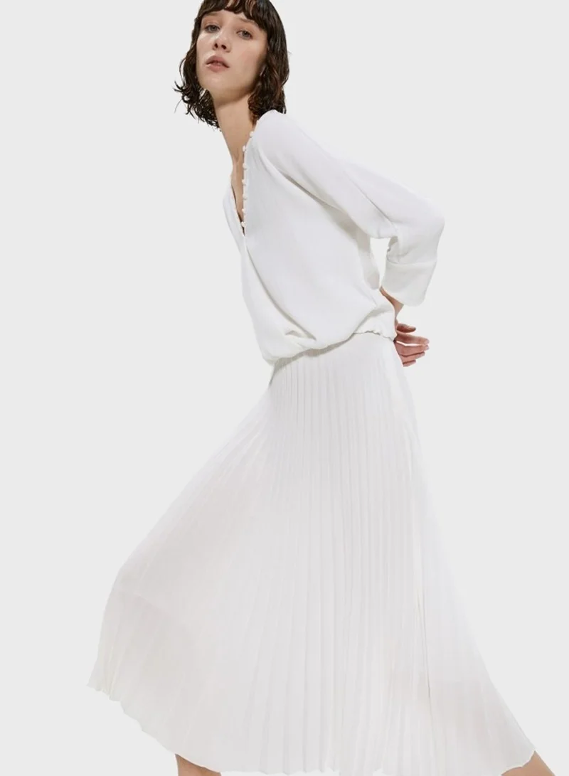 Sfera V-Neck Top