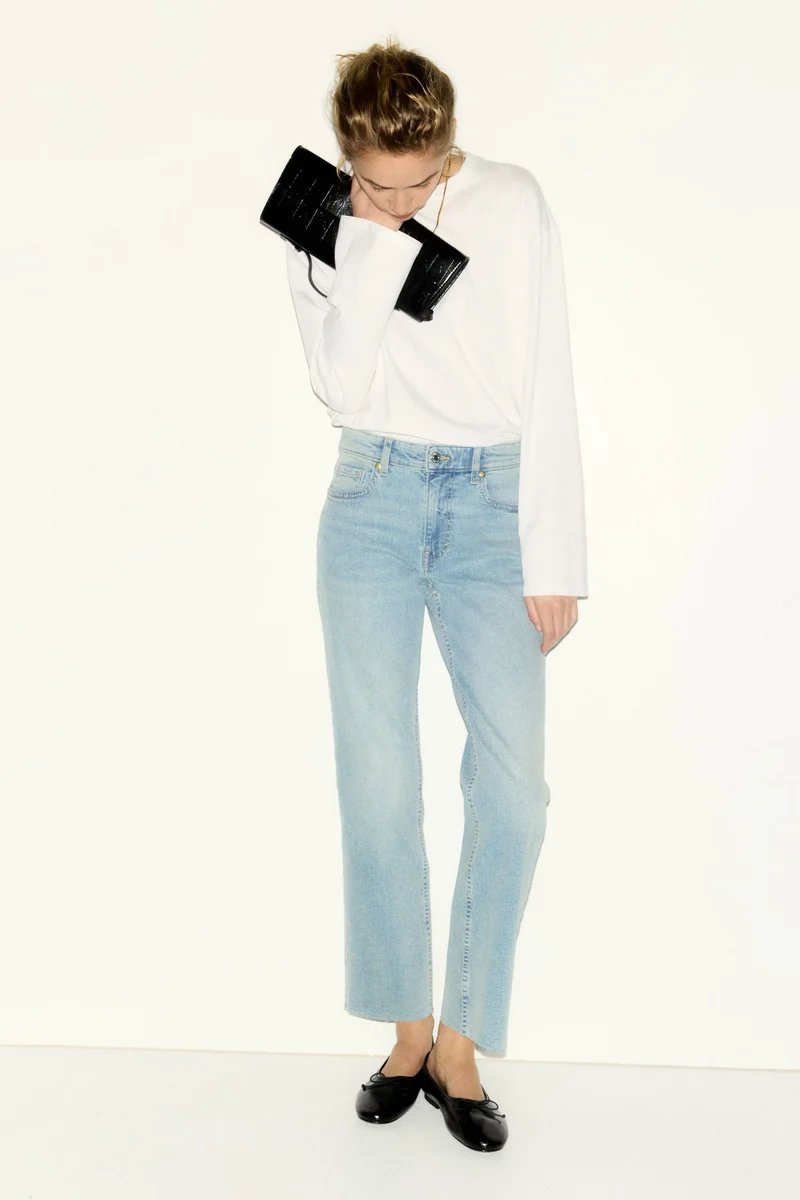 H&M Flared Regular Waist Ankle Jeans