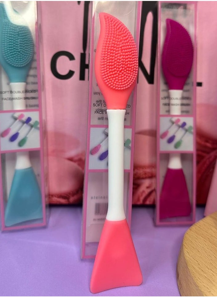 Silicone Face Mask Applicator, 2 in 1 Double-Sided Facial Scrubber Brush Tool, Double-Head Manual Cleansing Brush for Deep Gentle Exfoliating 1PCS (random color)
