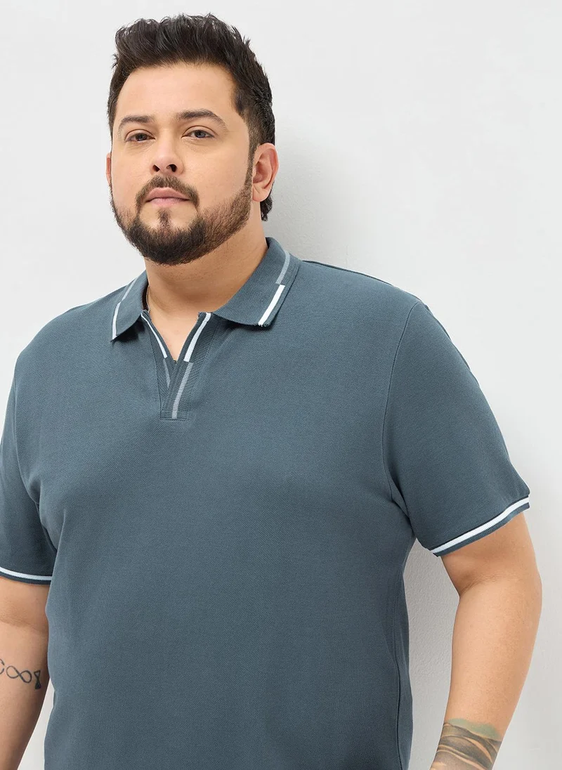 Urbano Plus Men's Dark Grey Solid Regular Fit Half Sleeve Cotton Polo T-Shirt