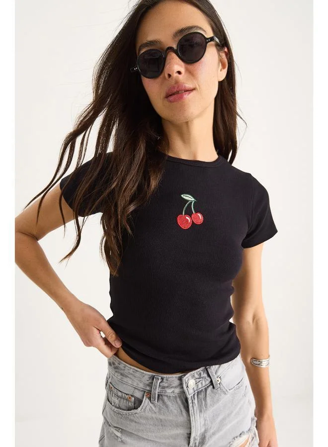 Ginger Crew Neck Cherry Print T-shirt