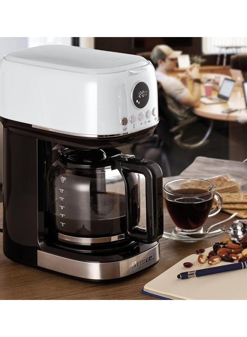 ماكينة تحضير القهوة بالتنقيط الحديثة أرييتي 1396، قهوة أمريكية، سعة تصل إلى 15 كوبًا، قاعدة تسخين، شاشة LCD، فلاتر قابلة للإزالة والغسل، لون أبيض - Image 3
