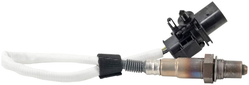 BOSCH 17263 Premium Original Equipment Oxygen Sensor - Compatible with Select Ford Flex, Focus, F-150, F-450 Super Duty, F-550 Super Duty, Mustang, Taurus; Lincoln MKS, MKT - Image 3