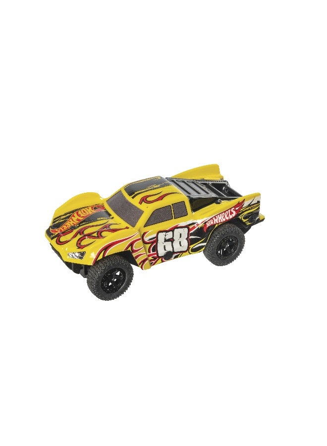 Hot Wheels سيارة تحكم عن بعد هوت ويلز باجا شاحنة 1/24 تعمل بالبطارية | سيارة للطرق الوعرة | سيارة سباق | سيارة للعرض | مركبة لعبة | هدية لجمع المتعلقات والأطفال - Image 1