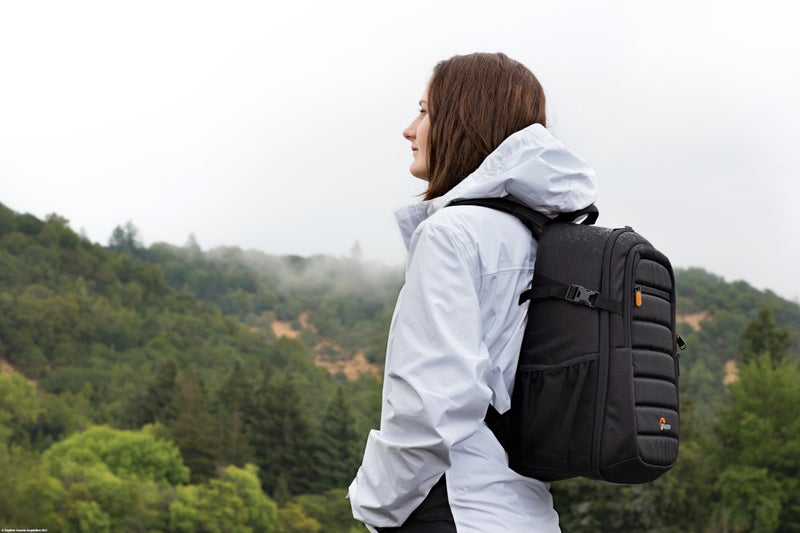 Lowepro Tahoe BP 150, Camera Bag, Lightweight Compact Camera Backpack for Cameras, CSC, DJI Spark Drone, Black, 27.5 x 21.7 x 40.3 cm, Medium LP36892-PWW - Image 2