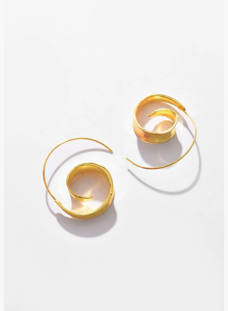 SOHI Gold Plated Designer Drop Earrings